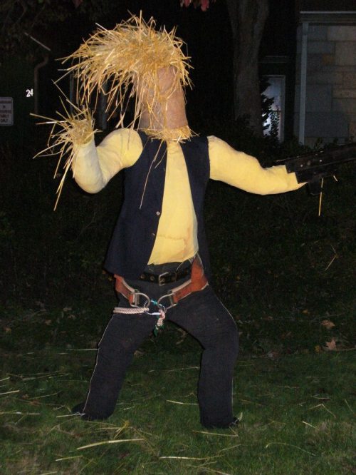 An epic Star Wars scarecrow display