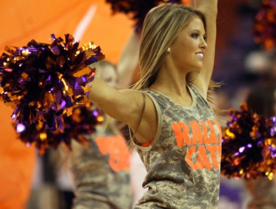 Photos Of Hot Girl Cheerleaders From Clemson Thechive 0722