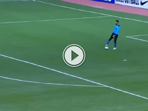 Goalkeeper fail (Video)