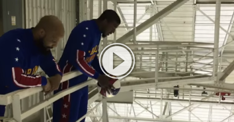 Check out this effortless 130 foot basket from a catwalk! (Video)
