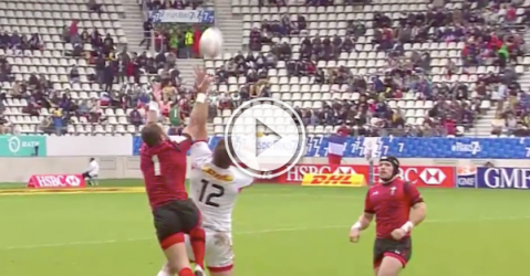 In rugby, these one handed catches are rare! (Video)