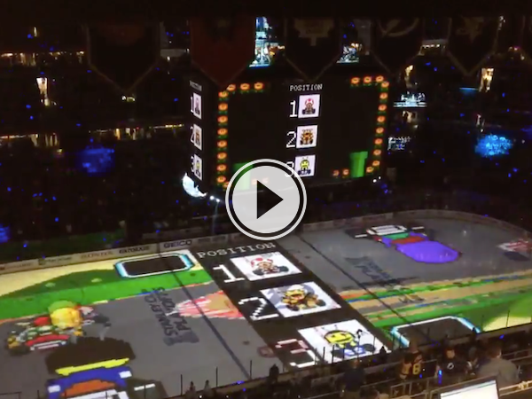 Tampa Bay fans use the ice to play Mario Kart during intermission (Video)