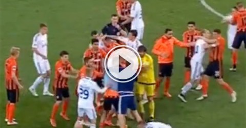 Fight in Ukrainian soccer game (Video)