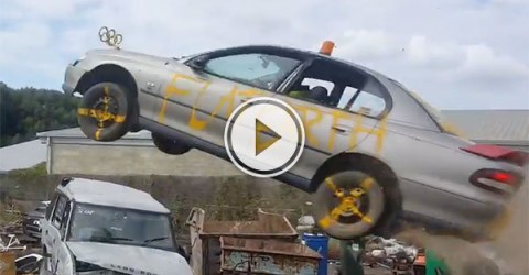 Car jumps trash in Australian junkyard (Video)