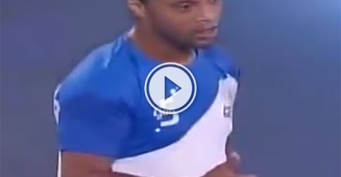 Ronaldinho scores 5 goals for Goa in Futsal India (Video)