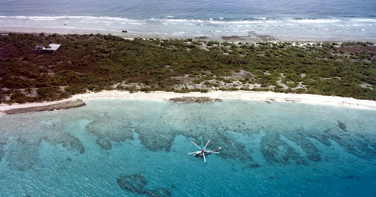 Danger Islets The worlds most dangerous islands are a paradise of nopes (16 Photos)