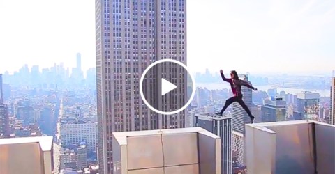 Rooftoppers show people what New York looks like from above