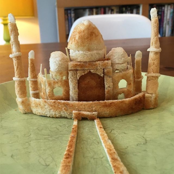 Awesome dad builds toast sculptures for his daughter's breakfast
