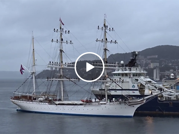 Norwegian sailors sing sea shanty as they pull into port (Video)