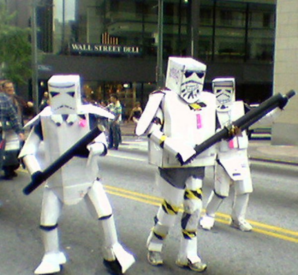 Low budget cosplay fails (26 Photos)