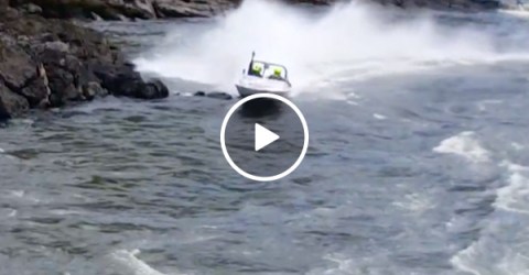 Maybe don't take your speed boat so close to the rocks (Video)