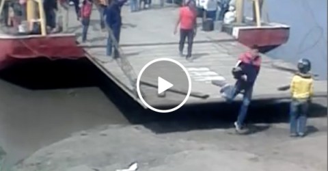 Impatient man nearly gets crushed to death by ferry (Video)