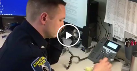 Cop calls the IRS scammer that threatened to arrest him (Video)