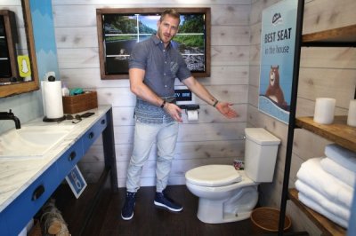 The Uber Of Toilets Is Here And The Future Is Now Thechive