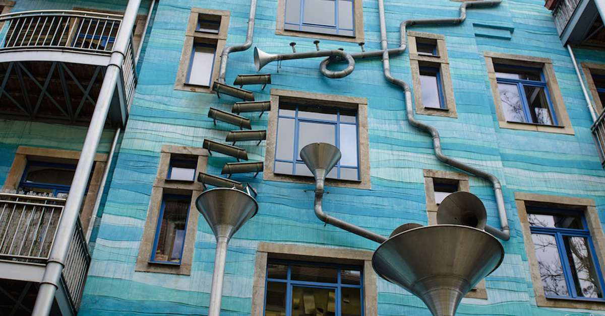 A tour of the worlds largest musical instruments (14 Photos)