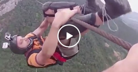 Russian zip liners escape death 612 times in a matter of 3 minutes (Video)