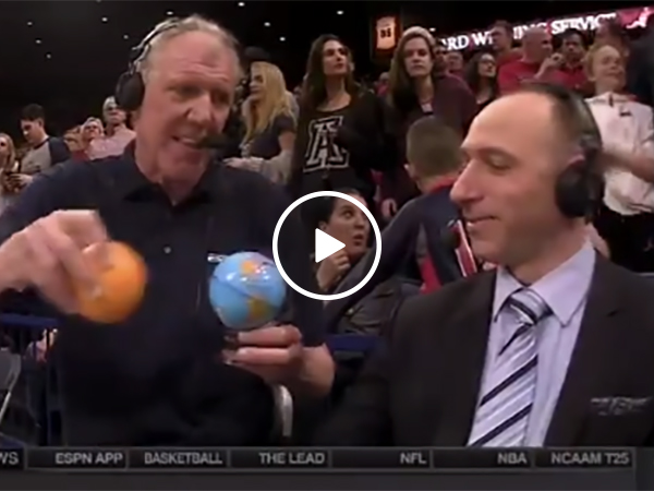 Bill Walton Asks About Dave Pasch's Deceased Pet