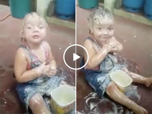 Daughter Smears Her Whole Body With Butter And Looks Like A Chicken