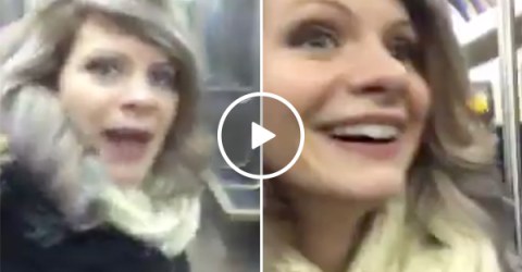 Girl Starts Singing on The SubWay When She Thinks She's By Herself