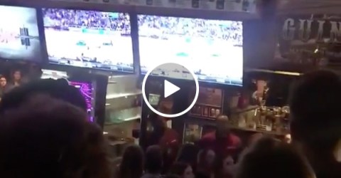 Michigan Bar Goes Crazy After Basketball Team Beats Houston