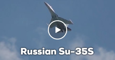 Russian SU-35S is some kind of black magic (Video)
