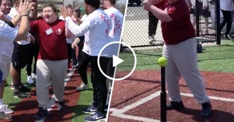 Man with Down Syndrome celebrates Homerun with awesome dance (Video)