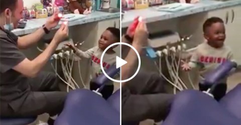 Kid in Hospital Smiles and Laughs at Magic Show