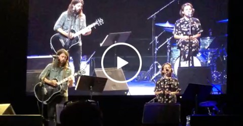 Dave Grohl's daughter Sings Just Like Her Foo Fighters Father