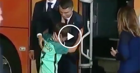 Cristiano Ronaldo Greet Child Fan Before 2018 World Cup for Portugal