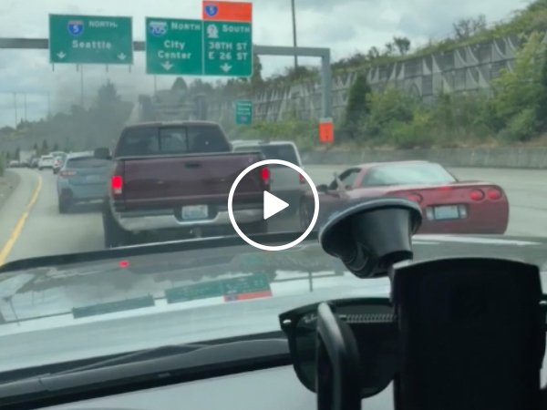 Truck driver dishes out some creative road rage to Corvette