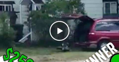 Redneck lawn mower pulled by mini van, genius... (Video)