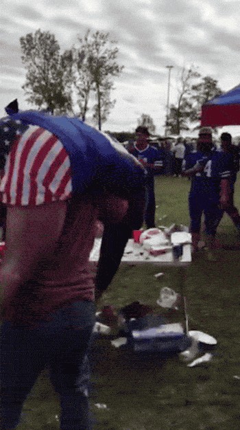 Sheriff: Table slamming will now be outlawed at Bills tailgate parties