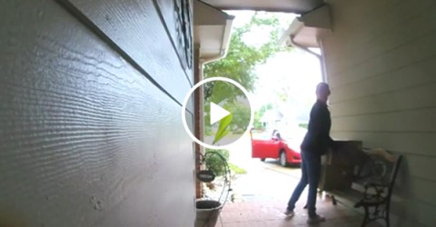 Thief caught red-handed stealing packages, gets yelled at via doorbell cam (Video)