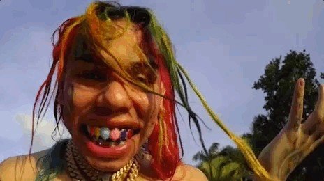 Soundcloud rapper 6ix9ine fudged up, faces 3hirty2wo years in prison