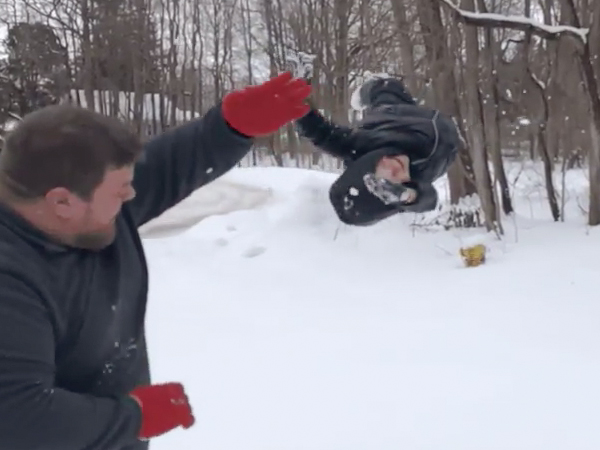 Winter is almost over, let’s remember the good times (11 GIFs)