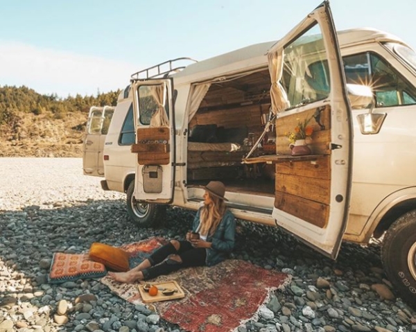 Busses and vans converted into living spaces are just gorgeous