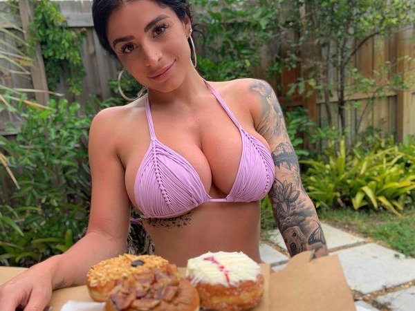 tildawn is a sexy new Chivette we can all enjoy