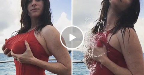 Boobs, slow motion and water balloons make for a stellar combination (Video)