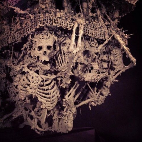 ghost ship takes 15 months of hand carved details by insane artist jason stieva 10 Ghost Ship takes 14 months of hand carved details by insane artist: Jason Stieva (22 Photos)