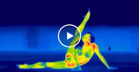Dancers sexy routine gets the Thermographic Camera treatment (Video)