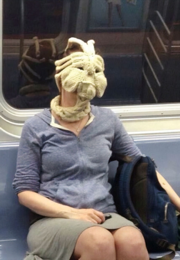 the-subway-is-home-to-all-kinds-of-strange-creatures-45-photos-2.jpg?quality=85&strip=info&w=600