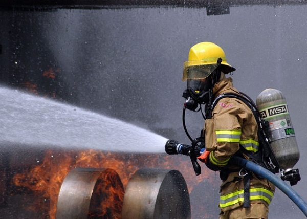 Blazin’ facts about firefighters (21 Photos and GIFs)