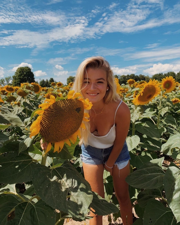 Sunflower pornstar lucy Lucy Sunflower