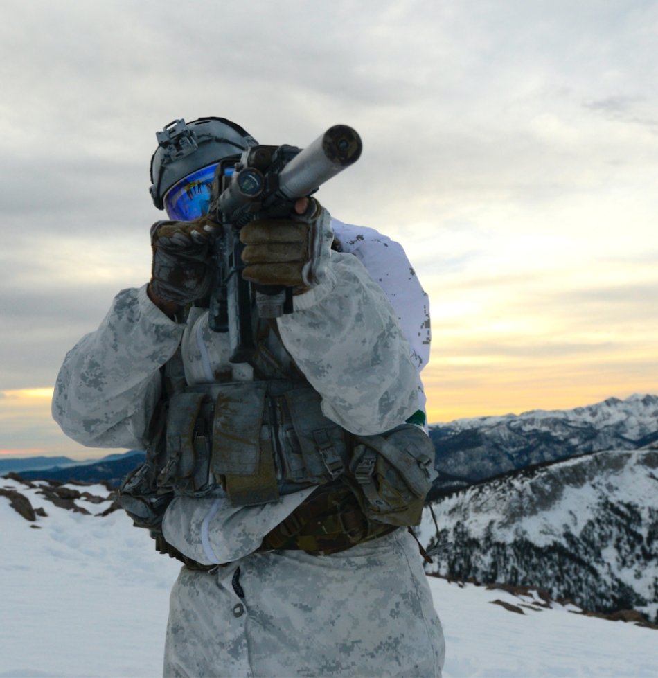 Navy SEALs WALLPAPER High-Res Photos Snow Mountain Pictures Spc. Ops ...