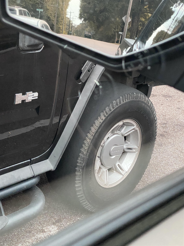 yeaaahh-you-shouldnt-be-behind-the-wheel-photos-19.jpg