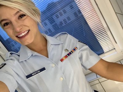 hot women in military service