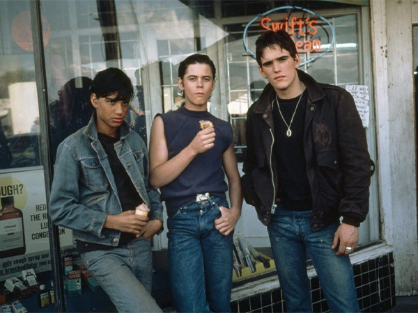 fascinating-film-facts-about-the-outsiders-thechive