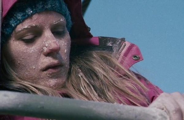 The BEST snow thriller movies to watch on these cold nights (20 Photos)