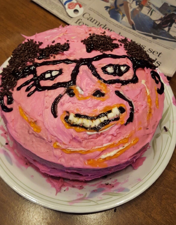 surthy look i know how to make a cake.🥺 #cake #parody #fan #humour | cakes  | TikTok