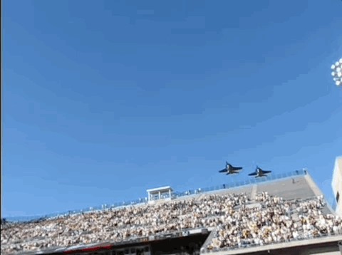 FAA, Army Investigating Low Flyover During NFL Game - FLYING Magazine